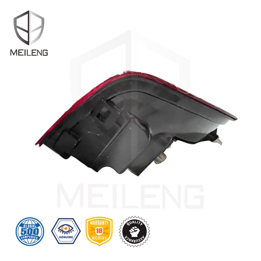 33500-T6Z-A03 Tail lights