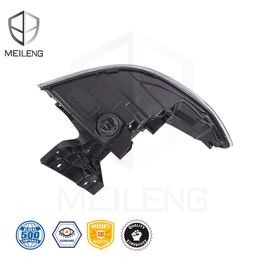 33500-3M0-H11 Tail lights