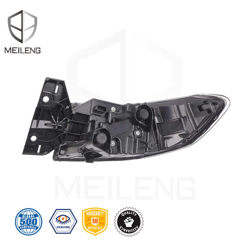 33550-3M0-H11 Tail lights