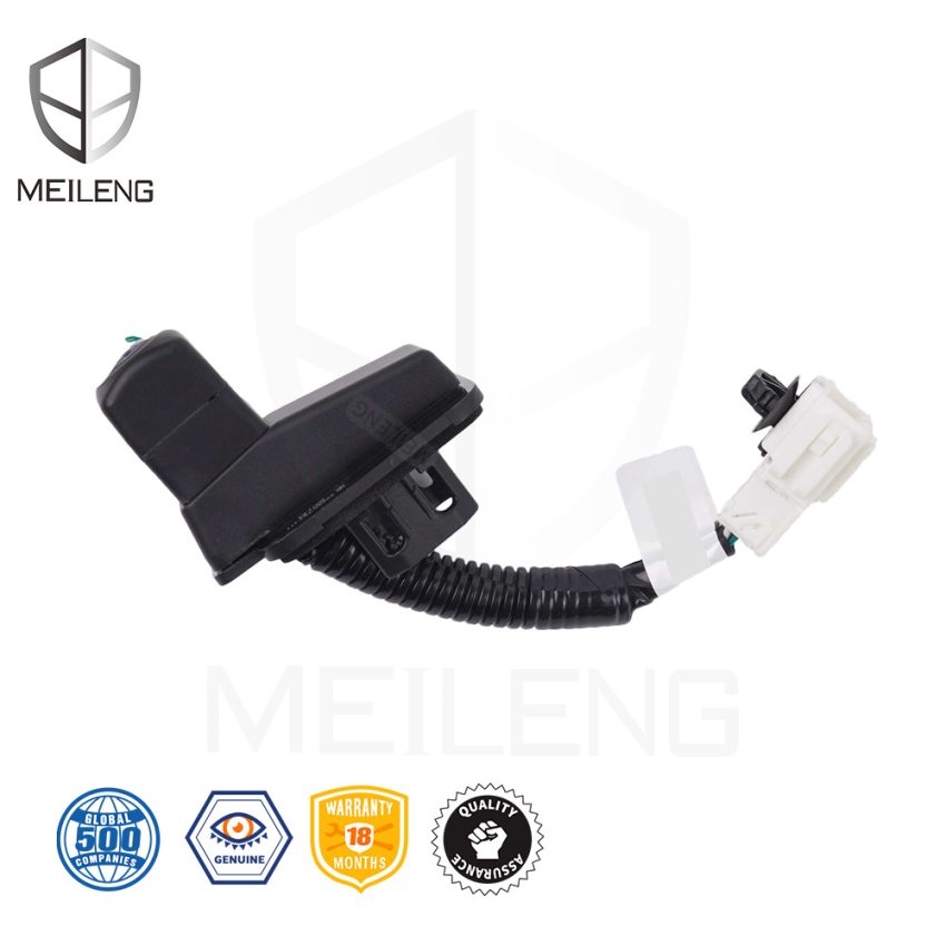 39530-T6A-J11 Rearview camera