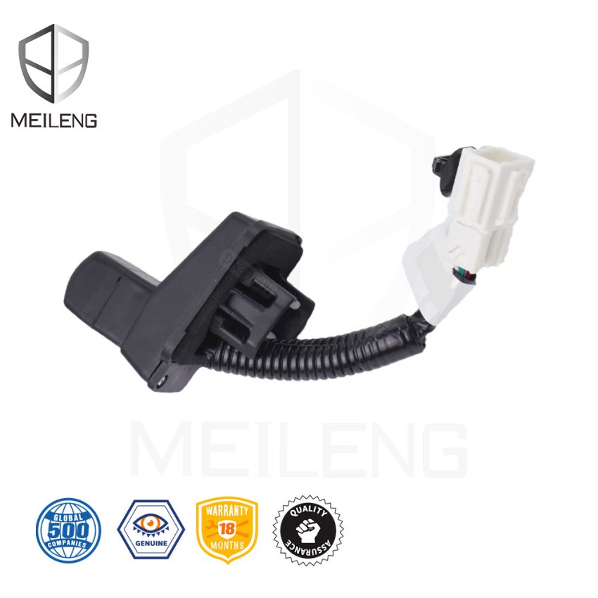 39530-T6A-J11 Rearview camera