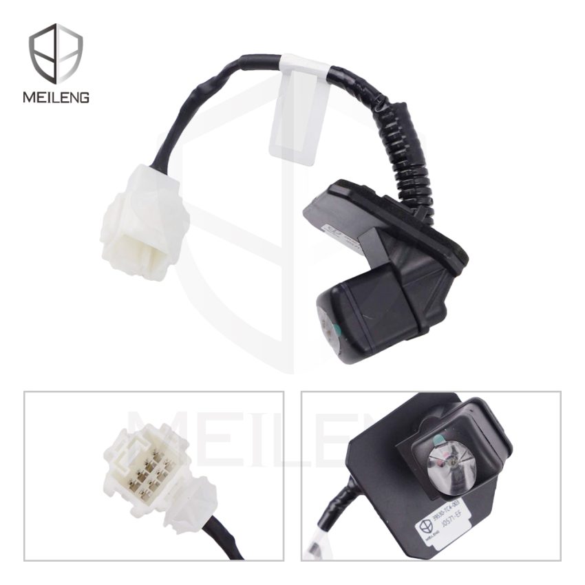 39530-TC4-003 Rearview camera