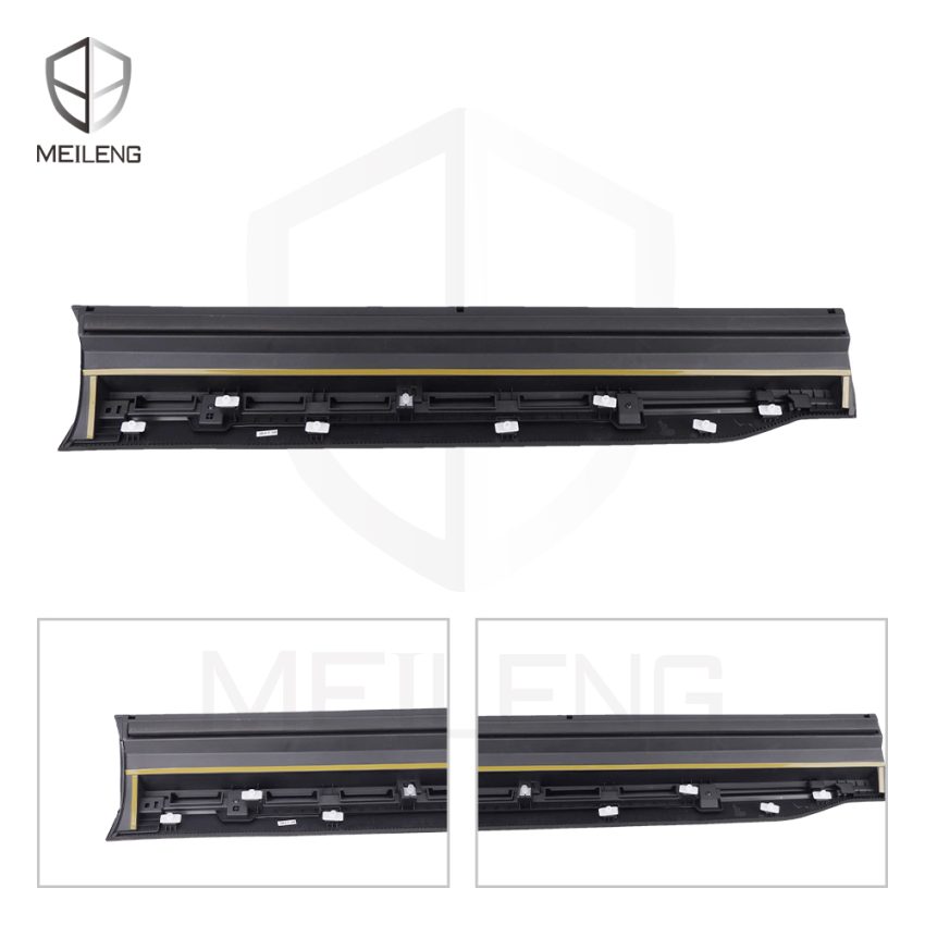 75312-3B4-H11 Door lower molding