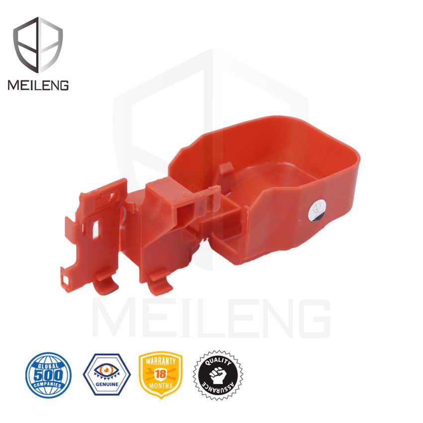 32418-T6A-300 Battery terminal cover
