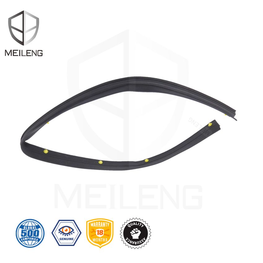 72328-T31-H01 Door lower seal strip