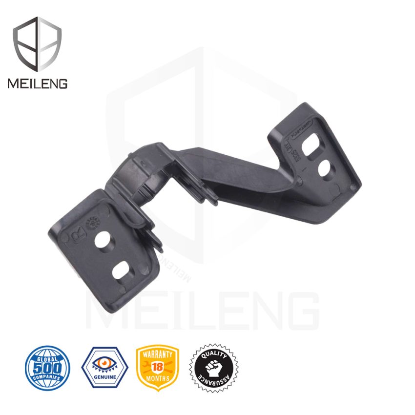 39682-31Y-H11 Parking Sensor Retainer