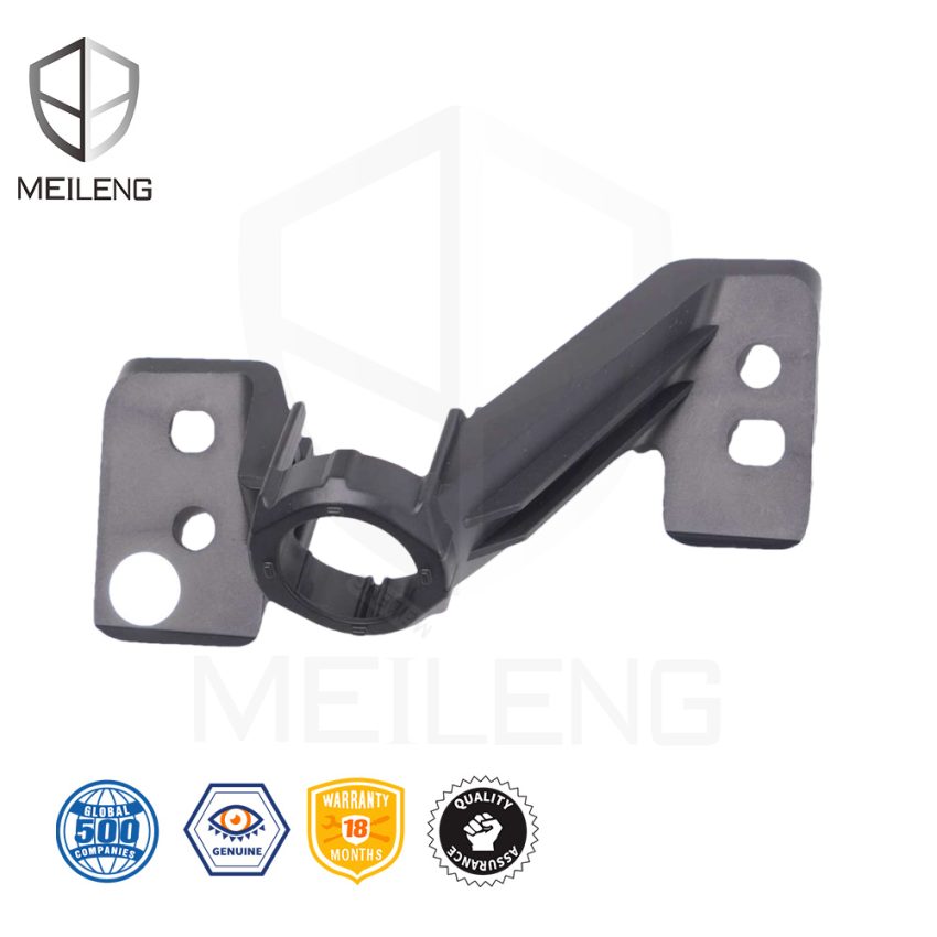 39682-31Y-H11 Parking Sensor Retainer