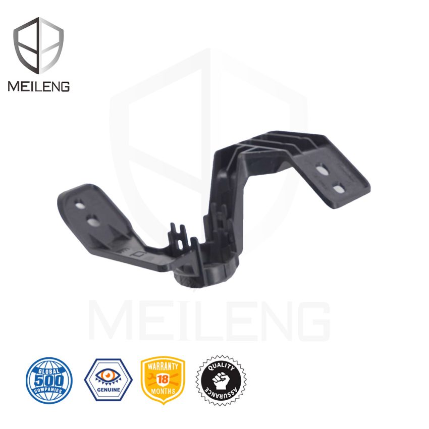 39684-31Y-H11 Parking Sensor Retainer