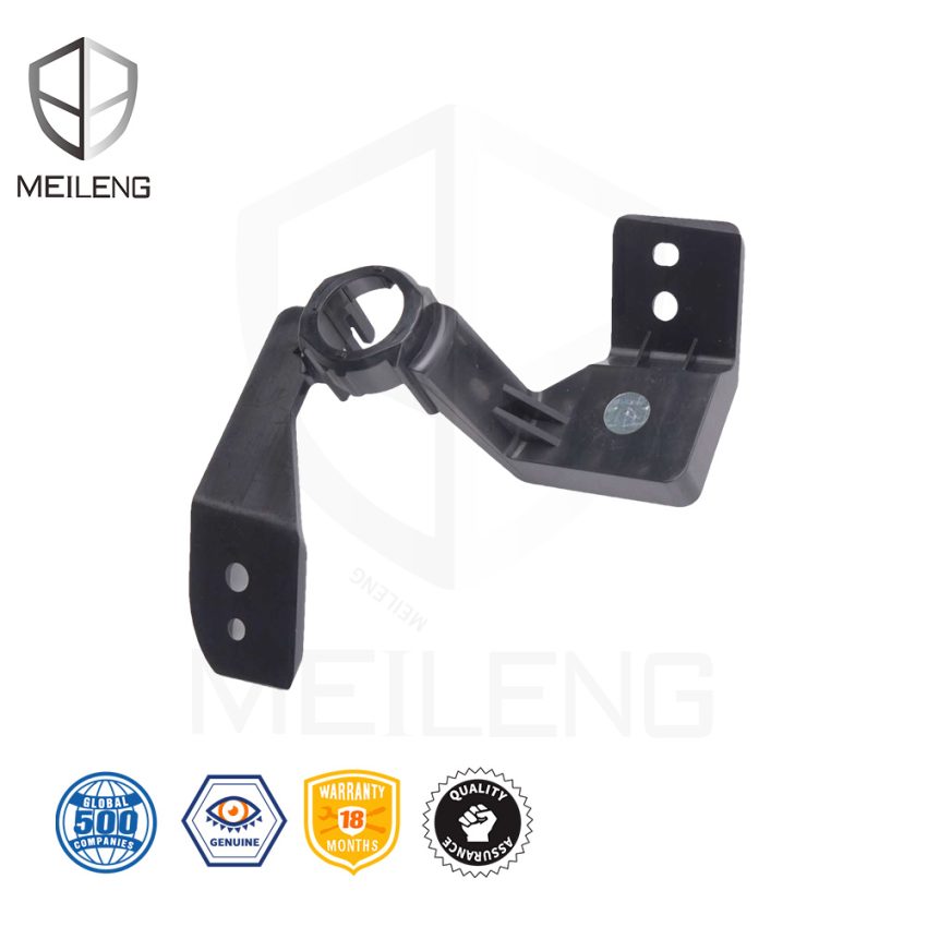 39684-31Y-H11 Parking Sensor Retainer