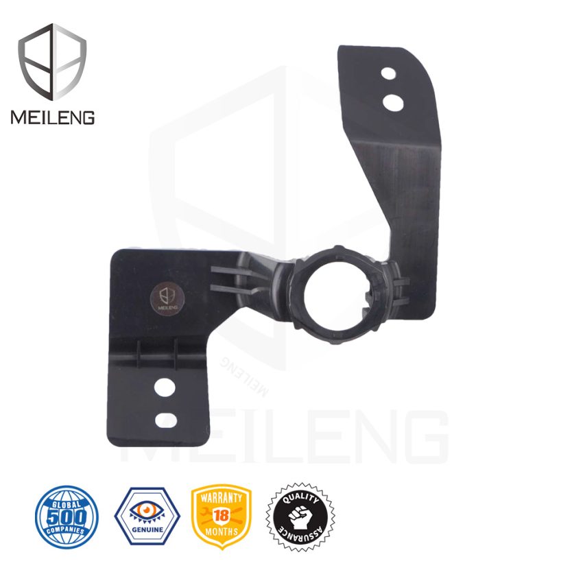 39684-31Y-H11 Parking Sensor Retainer