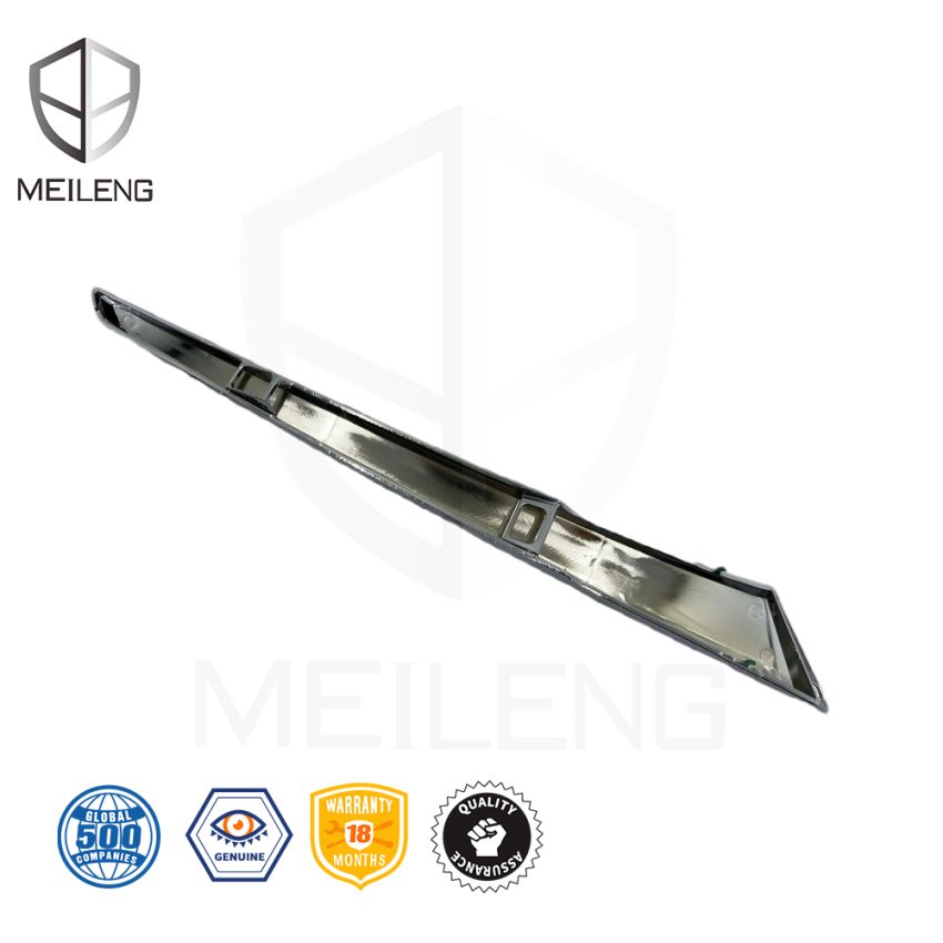 33151-TXM-A01 Headlamp Molding Comp for Honda